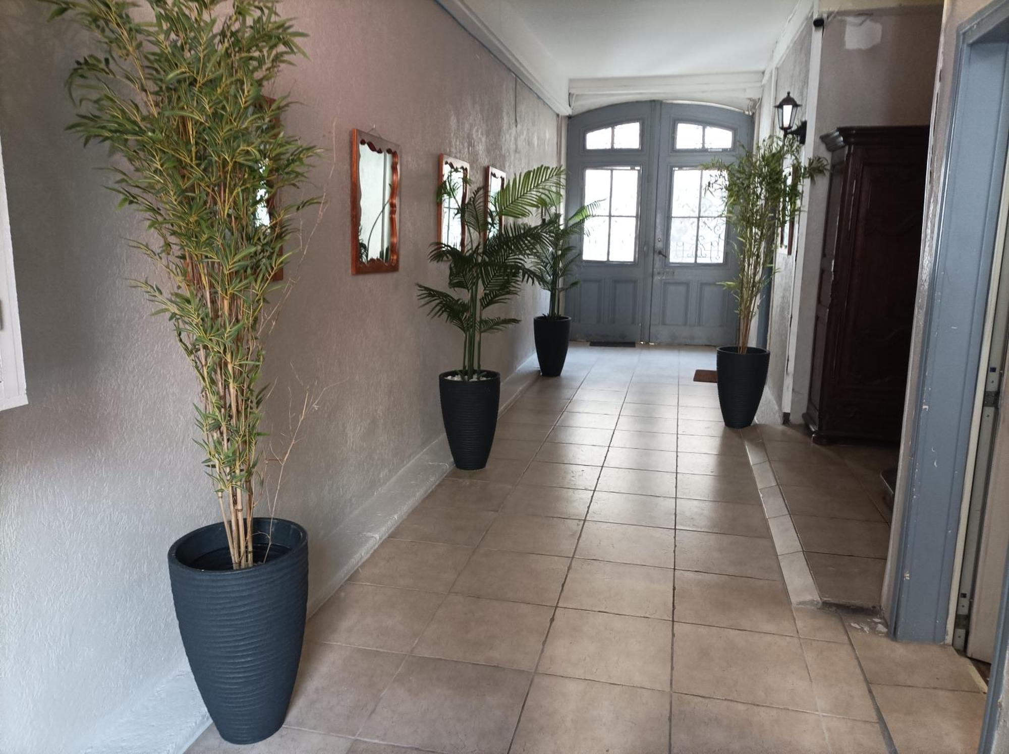 "La Cle Des Champs"-Meuble De Tourisme 3 Etoiles -Residence "Les Logis De Beziers"-Garage Optionnel-Coeur De Ville-Plages A 16Km ! Екстер'єр фото
